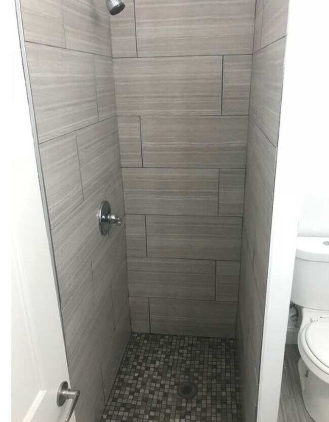 Building Photo - 3326 N 17th St