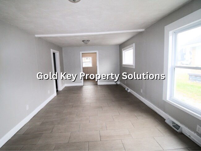 Building Photo - 3 BR 1 BA House Near Ascension Hospital (NO SECTION 8)