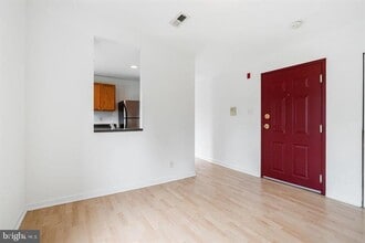 Building Photo - 909 S 20th St