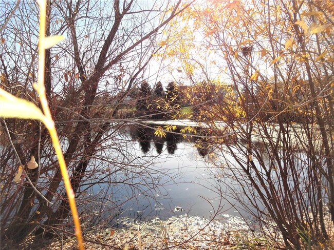 Building Photo - 9204 Holly Ln N