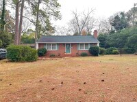 Building Photo - 145 Holmes Ave