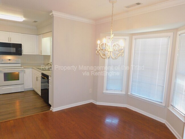 Building Photo - 5609 Wellsley Dr W