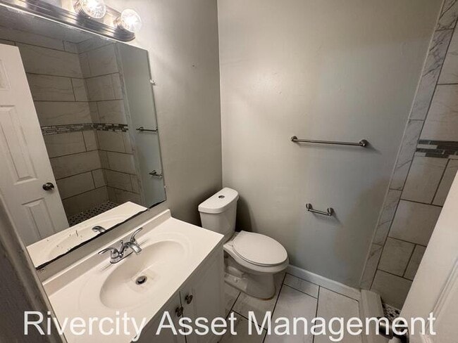 Building Photo - 3219 Holly Berry Dr