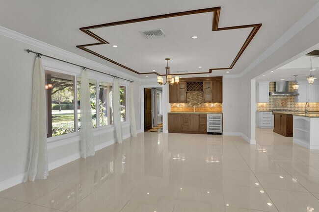 Building Photo - 8631 Steeplechase Dr