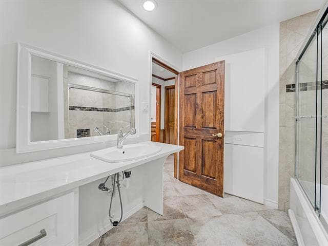 Building Photo - 7315 Debbe Dr