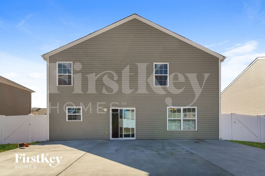 Building Photo - 9825 Pollie Little Ln
