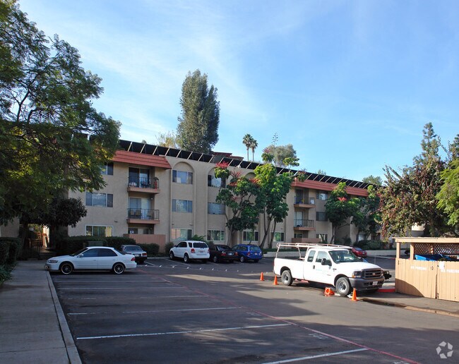 Building Photo - Casa De Alvarado