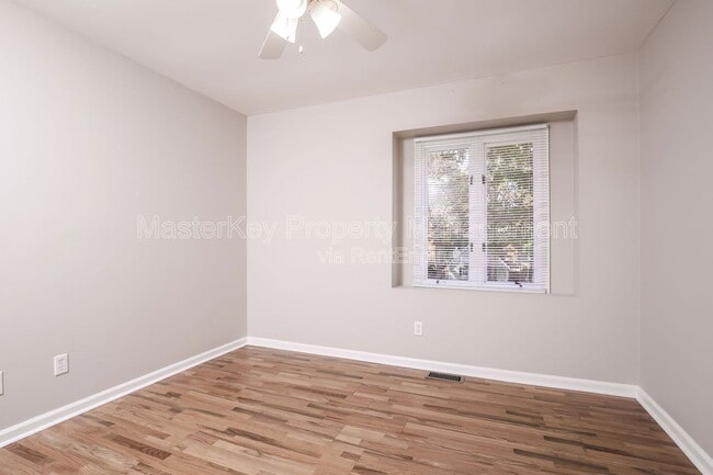 Building Photo - 4017 Grimstead Ln