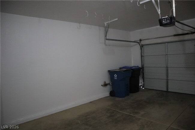 Building Photo - 9052 Picket Fence Ave