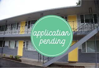 Building Photo - Off SE Belmont: Mid-Century 2Bdr w/ Parkin...