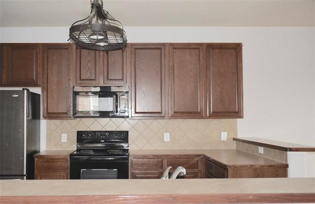 Building Photo - 150 Briar Grove Dr
