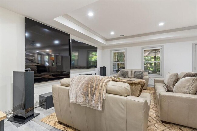 Building Photo - 3362 Bryerstone Cir SE