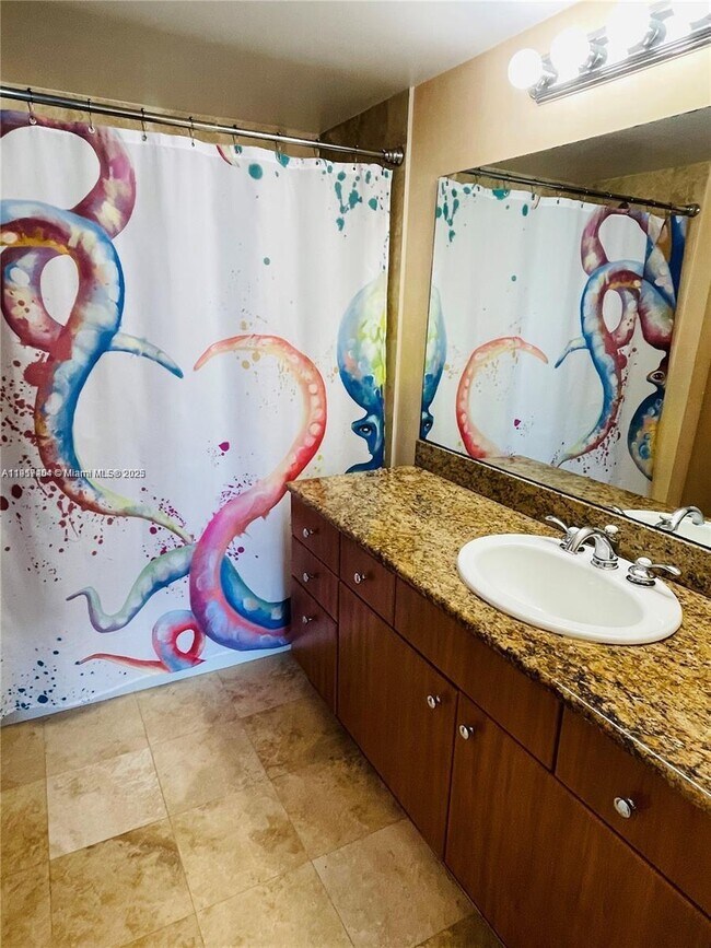 Building Photo - 201 Golden Isles Dr