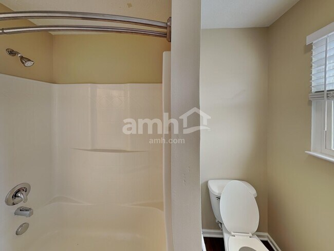 Building Photo - 167 Firestone Dr