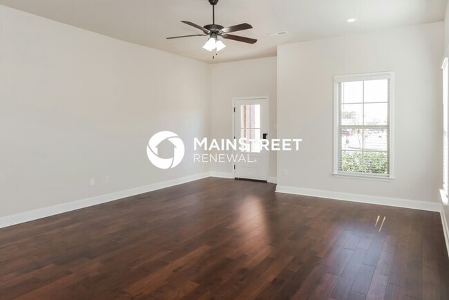 Building Photo - 14731 Eva Cir