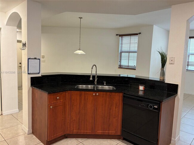 Building Photo - 8999 NW 107 Ct