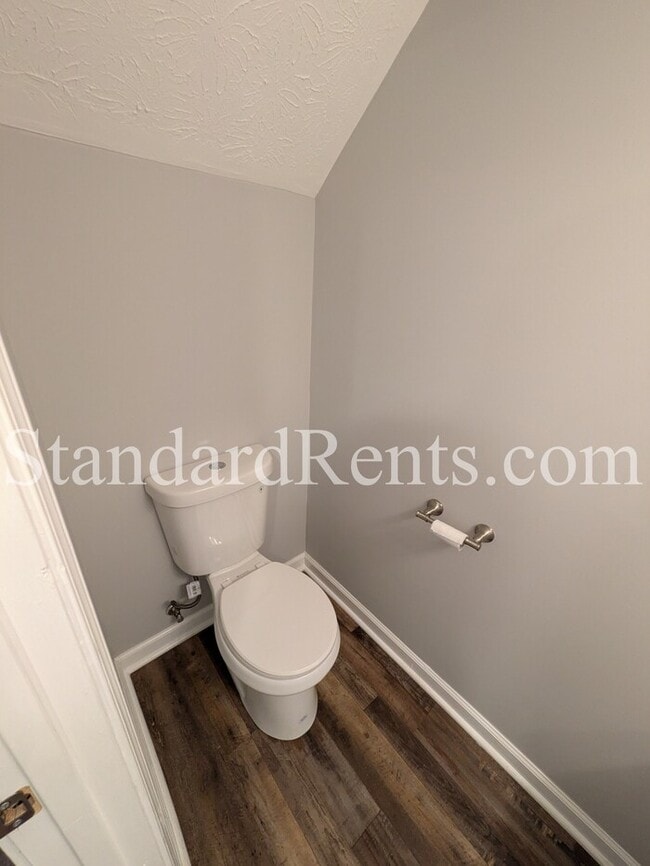 Building Photo - 2872 Spruce Cir