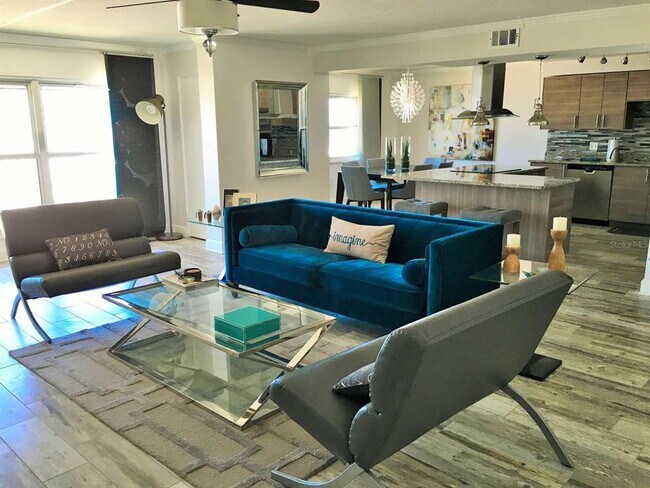 Building Photo - 5000 Gulf Blvd