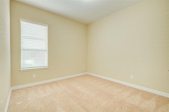 Building Photo - 25410 Lancaster Pine Dr