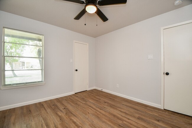 Building Photo - 5709 Arthington Ave