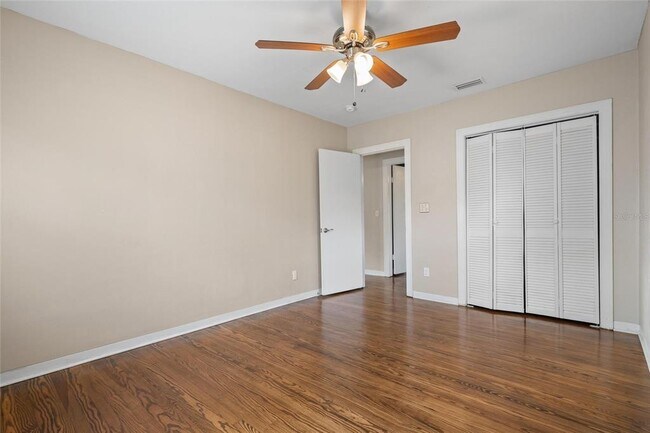 Building Photo - 4625 3rd Ave S