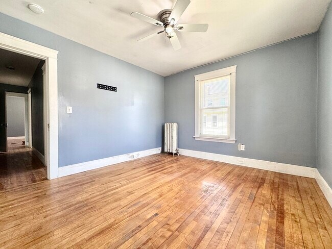 Building Photo - 58 Longfellow Rd
