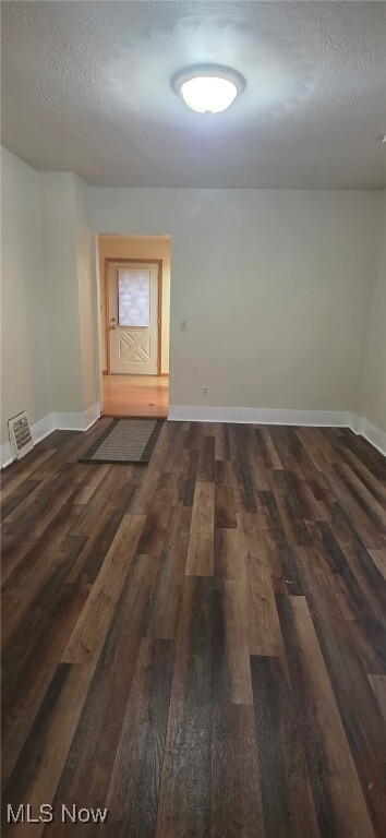 Building Photo - 920 Redfern Ave