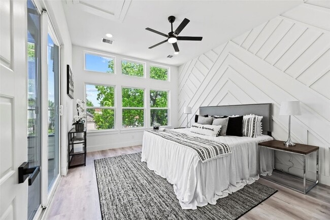 Building Photo - 7210 England St