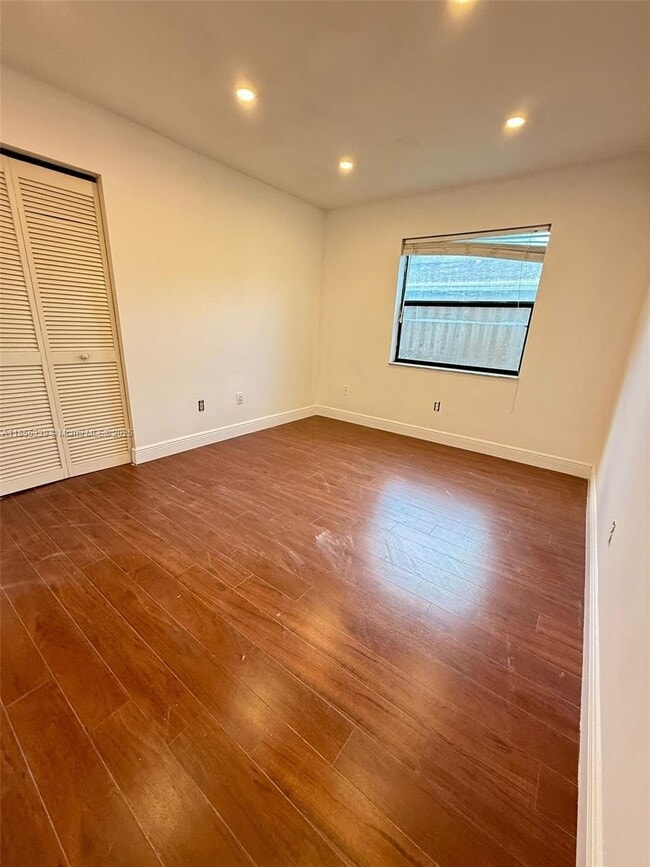 Building Photo - 5259 SW 117th Ave