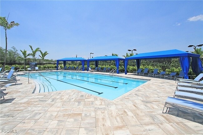 Building Photo - 11660 Meadowrun Cir