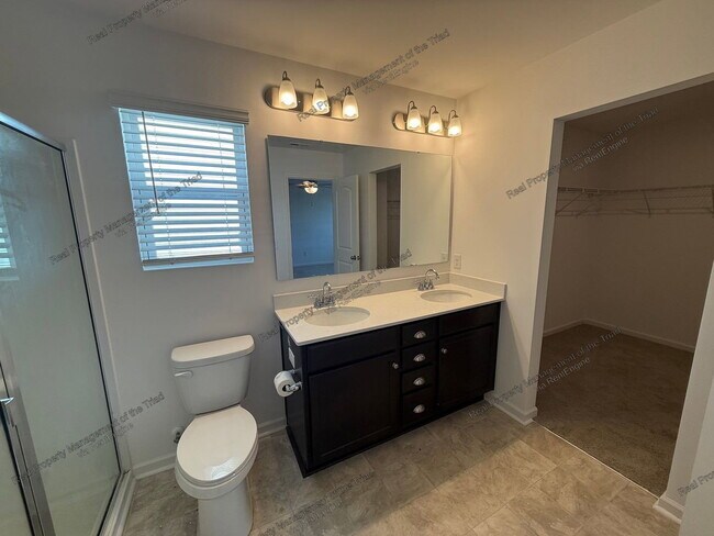 Building Photo - 5116 Reedy Creek Farm Cir