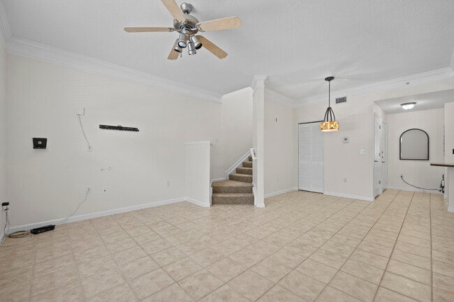 Building Photo - 245 Murcia Dr