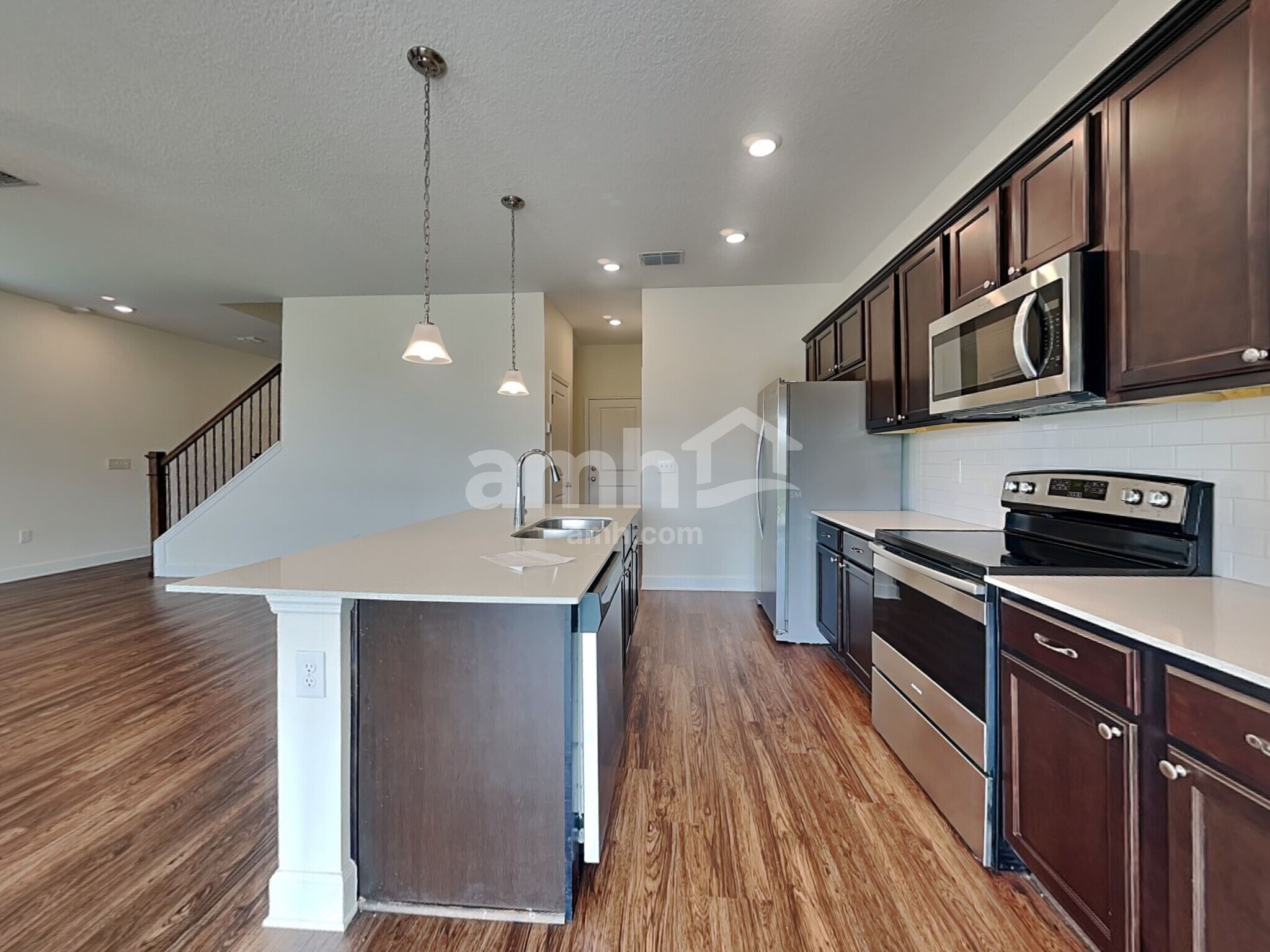 Building Photo - 1039 Walden Pond Dr