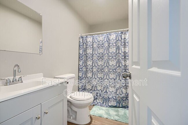 Building Photo - 2308 Jefferson St