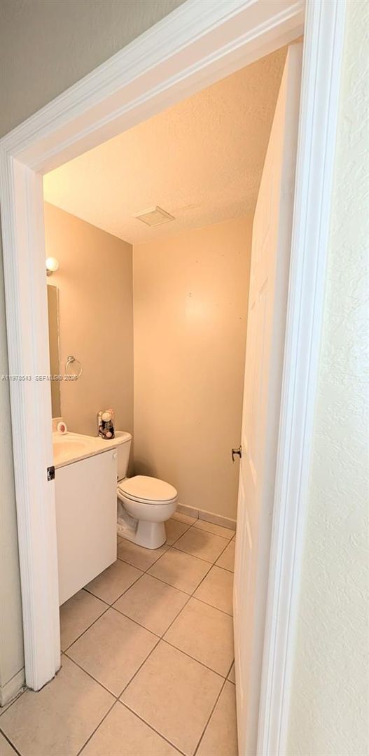 Building Photo - 3930 NW 91st Terrace