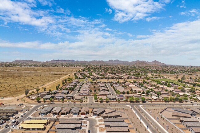 Building Photo - 30450 Sage St