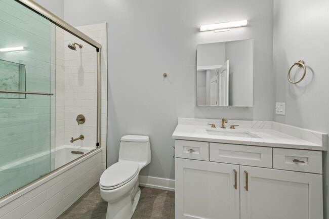 Building Photo - 1349 N Noble St