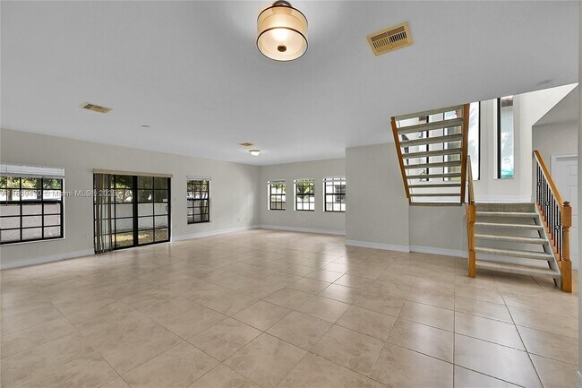 Building Photo - 4425 Hidden Harbour Terrace