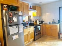 Building Photo - 2641 Tulip St