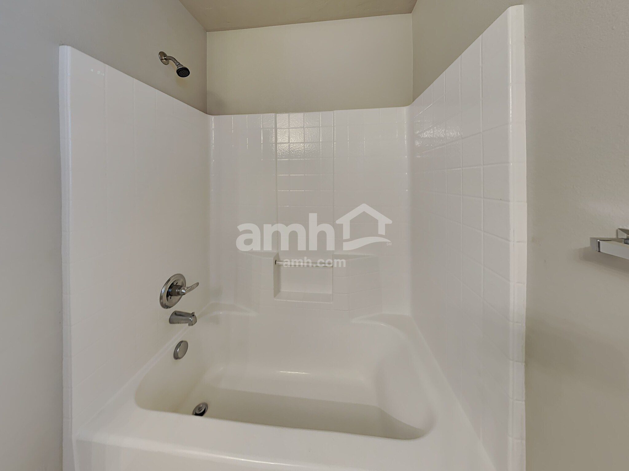 Building Photo - 10647 Avalon St