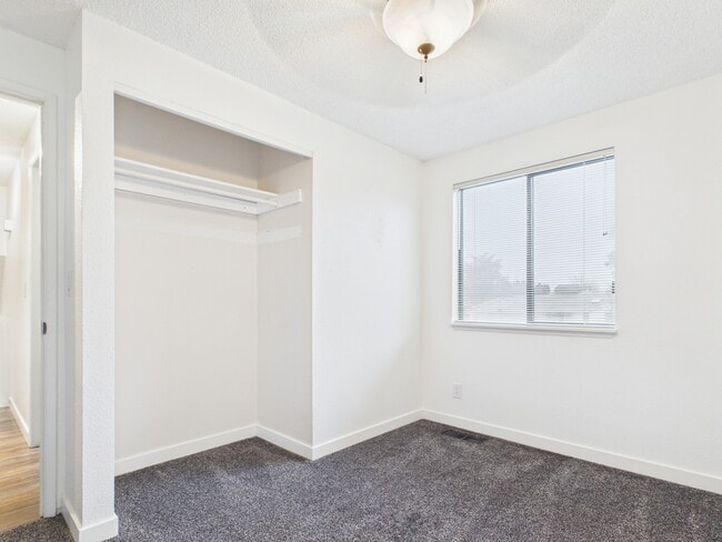 Building Photo - 313 N Oklahoma St