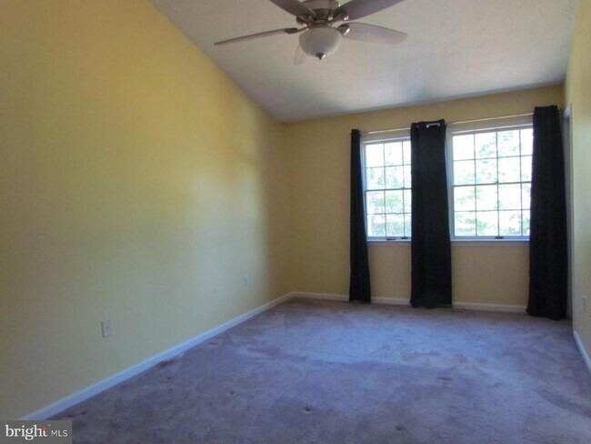 Building Photo - 13240 Clipper Cir