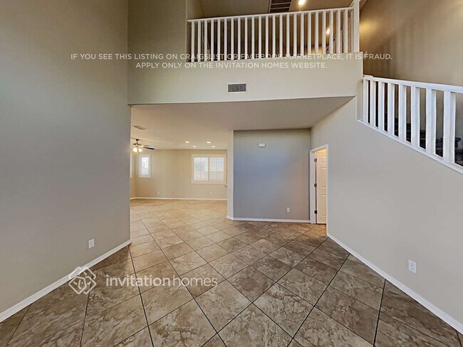 Building Photo - 20210 W Desert Bloom St