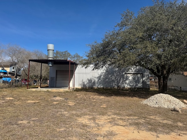 Building Photo - 620 Viewpoint Dr