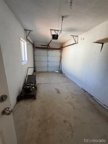 Building Photo - 929 Forest St