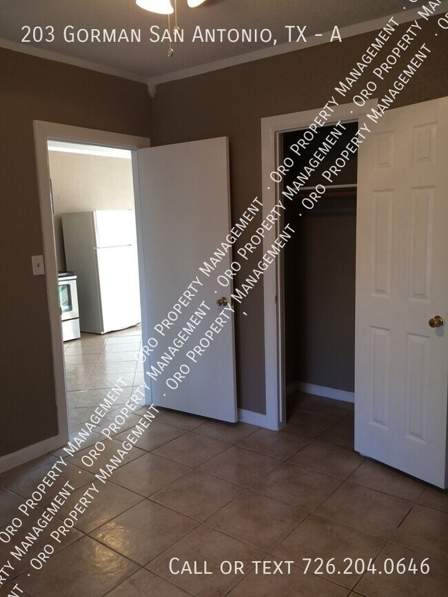 Building Photo - 203 Gorman