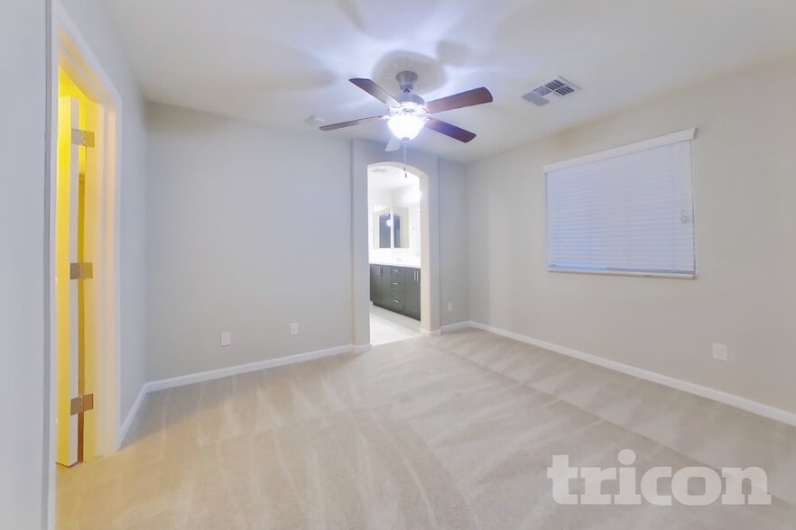 Building Photo - 12567 W Mazatzal Dr