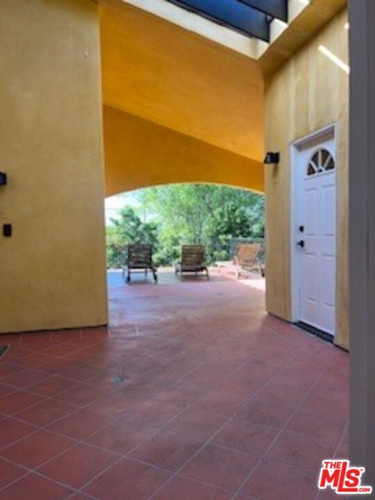 Building Photo - 8302 S Sepulveda Blvd