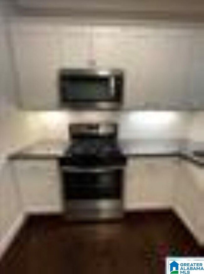 Building Photo - 4234 Lennox Dr