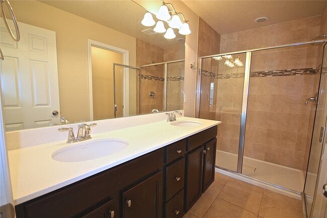 Building Photo - 1302 Mill Pond Ln